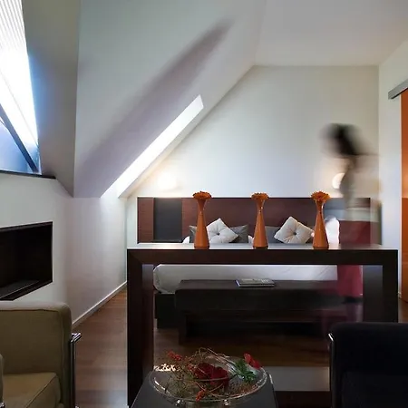 Hotel 987 Design