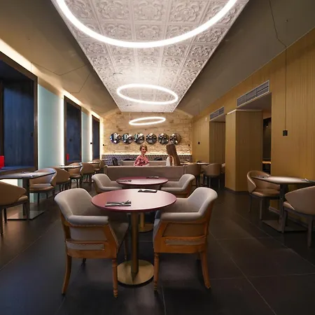 Hotel 987 Design