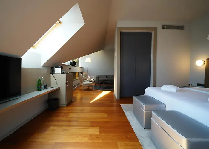 987 Design 4*