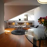 987 Design 4*