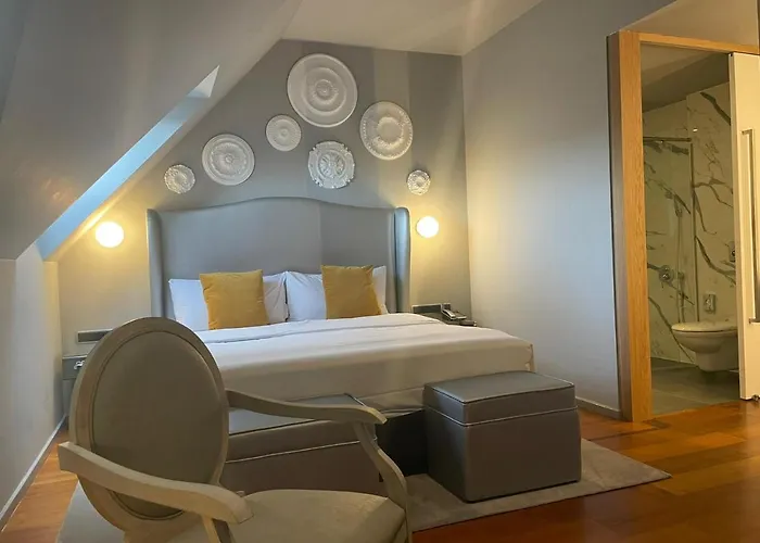 Hotell 987 Design 4*